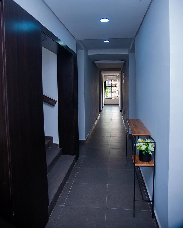 איקג'ה Hotel Capitol מראה חיצוני תמונה